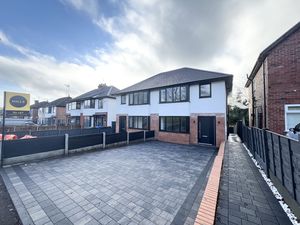 Photo 19- click for photo gallery